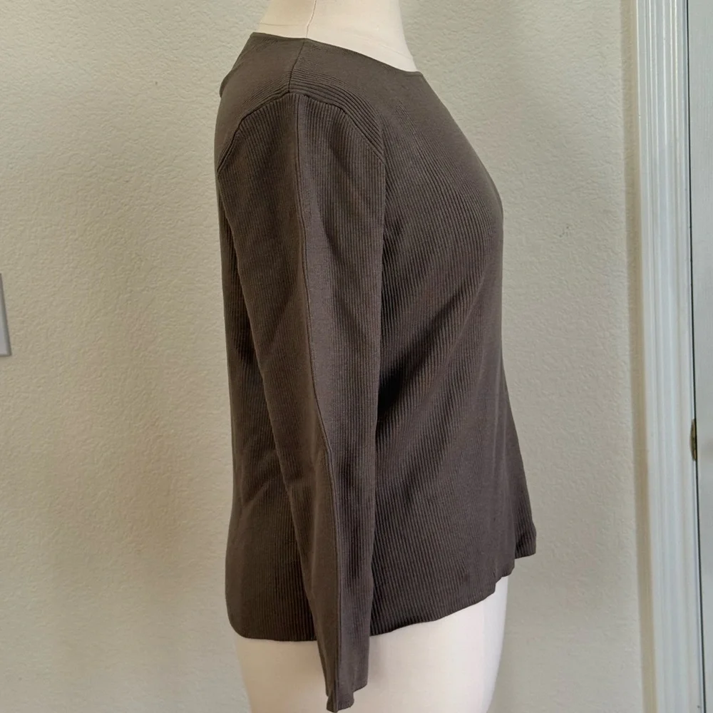 Chico's Taupe Long Sleeve Ribbed Top size 16 (Chico’s size 3) - Picture 4 of 8